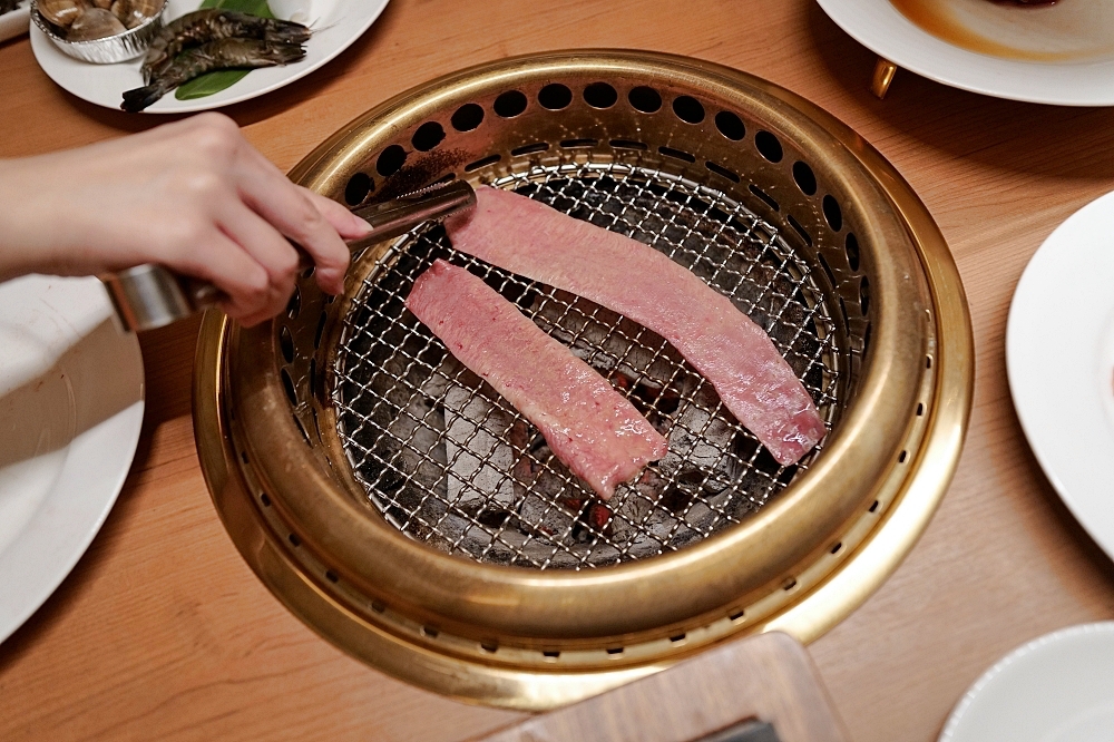 【燒肉好室】宜蘭燒肉天花板！頂級和牛套餐、超狂隱藏版牛舌必吃 @捲捲頭 ♡ 品味生活