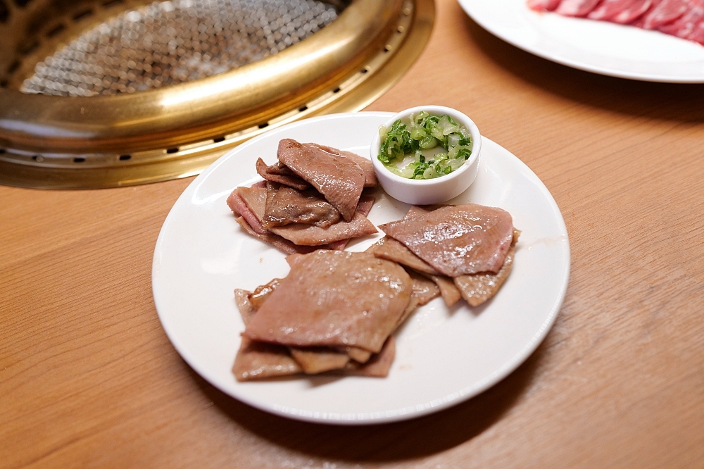 【燒肉好室】宜蘭燒肉天花板！頂級和牛套餐、超狂隱藏版牛舌必吃 @捲捲頭 ♡ 品味生活