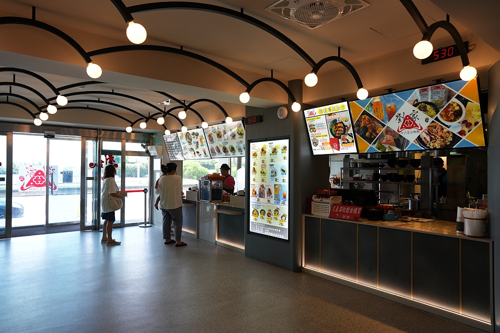 【劉家肉粽富基店】 石門婚紗廣場對面！看海景吹冷氣吃肉粽、停車與支付全攻略 @捲捲頭 ♡ 品味生活