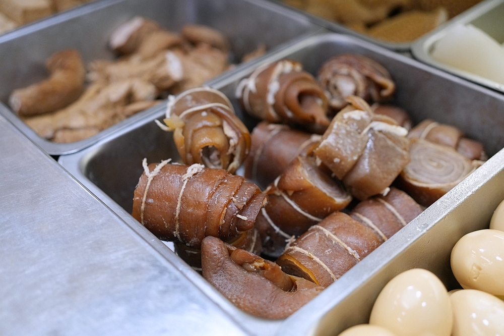 【九添福牛肉麵館】新竹城隍廟美食，在地人激推的米其林必比登，滷味才是本體！ @捲捲頭 ♡ 品味生活