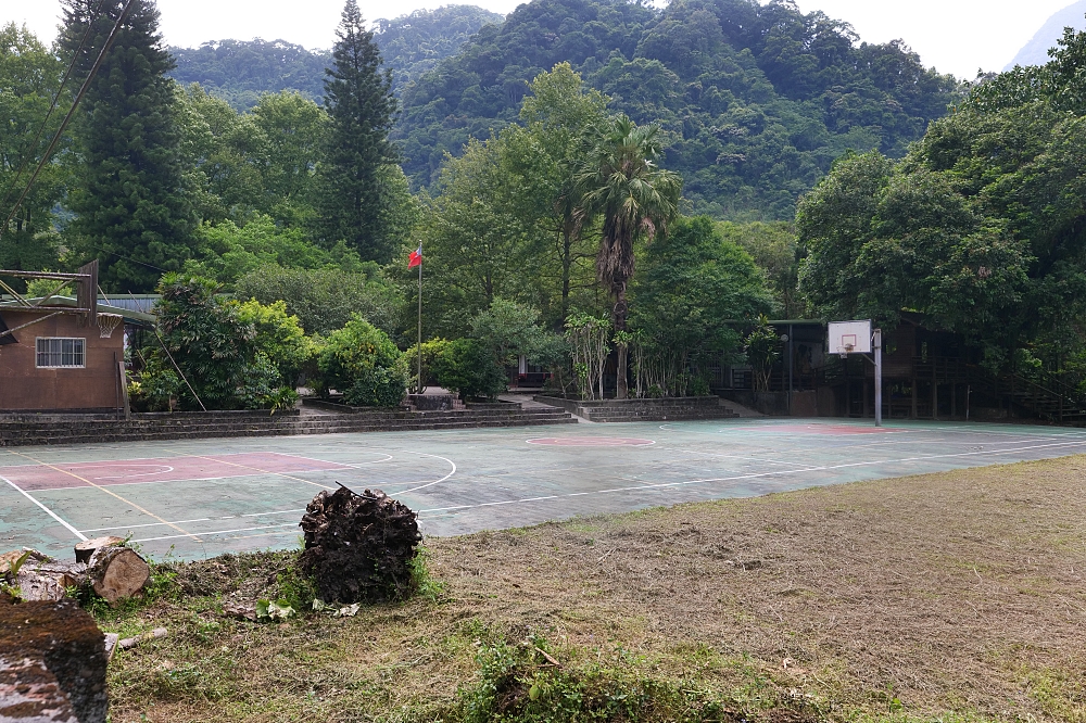 【信賢步道】下車免爬坡!10大瀑布天然冷氣,暑假清涼健行首選,新北烏來避暑秘境 @捲捲頭 ♡ 品味生活 【信賢步道】下車免爬坡!10大瀑布天然冷氣,暑假清涼健行首選,新北烏來避暑秘境 @捲捲頭 ♡ 品味生活