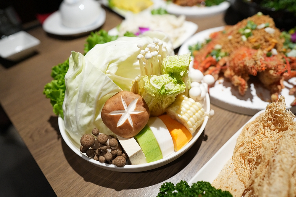 【星曜雞湯】 台北中山區美食,24小時慢火金湯、活鮑魚免費送與頂級聚餐首選 @捲捲頭 ♡ 品味生活 【星曜雞湯】 台北中山區美食,24小時慢火金湯、活鮑魚免費送與頂級聚餐首選 @捲捲頭 ♡ 品味生活