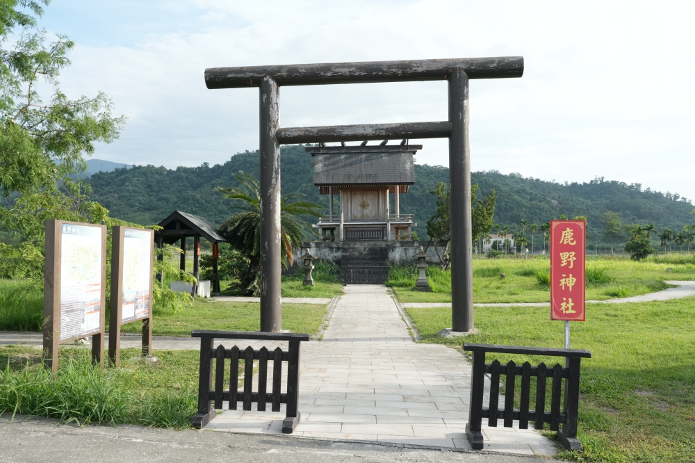 【鹿野神社】 台東日式打卡秘境！免門票大鳥居、手水舍與鹿野崑慈堂順遊攻略 @捲捲頭 ♡ 品味生活