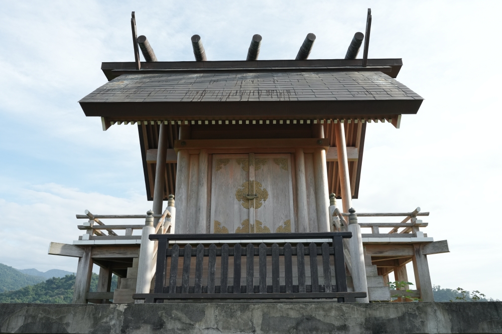 【鹿野神社】 台東日式打卡秘境！免門票大鳥居、手水舍與鹿野崑慈堂順遊攻略 @捲捲頭 ♡ 品味生活