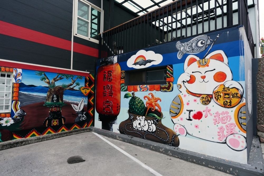 【招財貓土地公廟】 太麻里福興宮全攻略！巨大招財貓、文創御守與停車資訊 @捲捲頭 ♡ 品味生活
