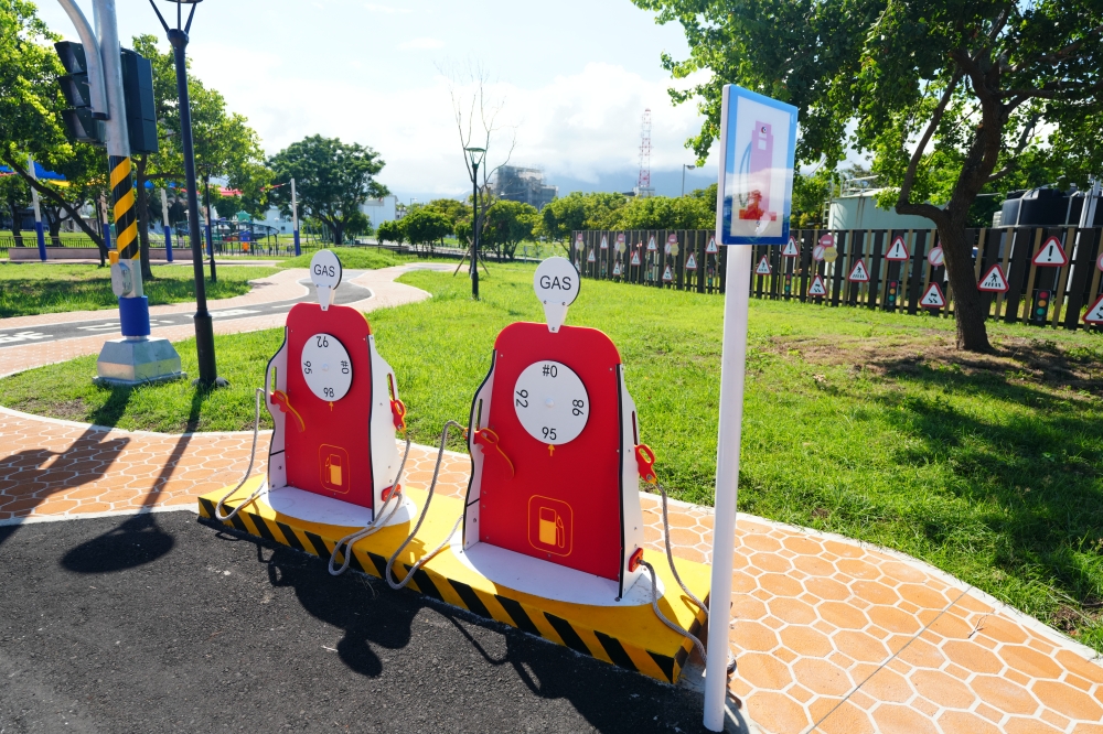 【花蓮大本交通主題公園】 最新免費放電聖地！迷你車道、交通安全遊戲區與行前指南 @捲捲頭 ♡ 品味生活