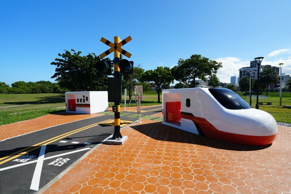 【花蓮大本交通主題公園】 最新免費放電聖地！迷你車道、交通安全遊戲區與行前指南 @捲捲頭 ♡ 品味生活