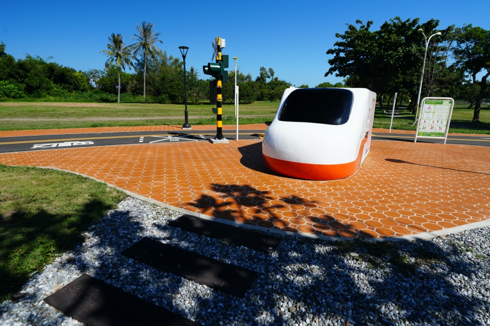 【花蓮大本交通主題公園】 最新免費放電聖地！迷你車道、交通安全遊戲區與行前指南 @捲捲頭 ♡ 品味生活