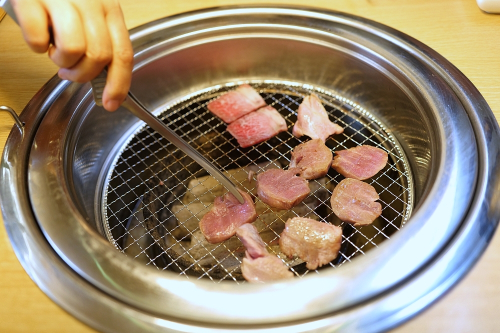 一個人也能吃的燒肉，礁溪豚兵衛 @捲捲頭 ♡ 品味生活