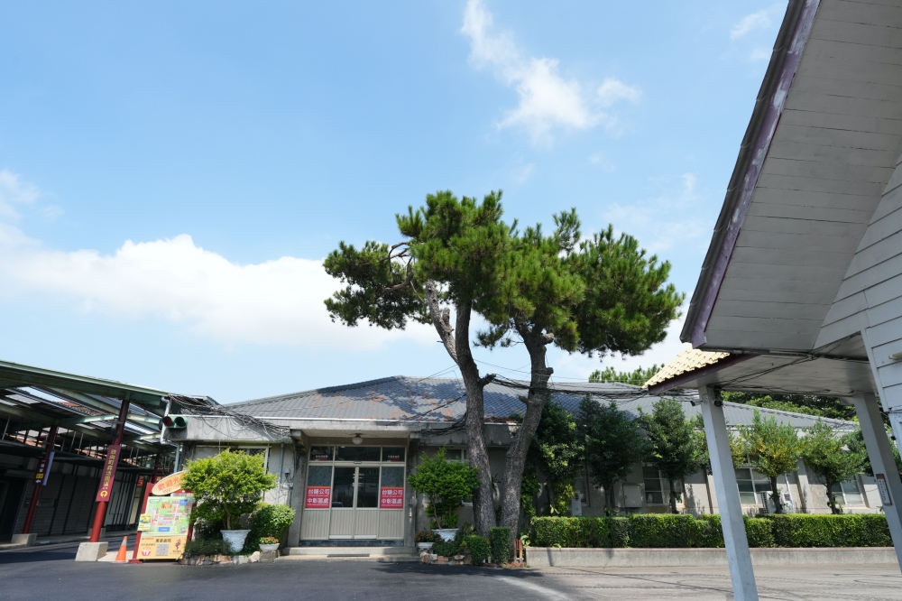 【月眉觀光糖廠全攻略】免停車費！鑽進全台唯一囪底隧道、爽吃古早味枝仔冰 @捲捲頭 ♡ 品味生活