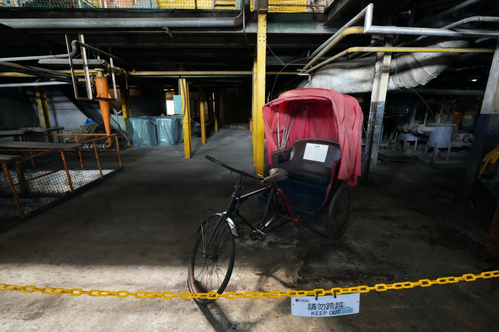 【月眉觀光糖廠全攻略】免停車費！鑽進全台唯一囪底隧道、爽吃古早味枝仔冰 @捲捲頭 ♡ 品味生活