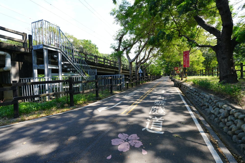 台中后豐鐵馬道一日遊：花梁鋼橋、九號隧道、租車交通全攻略！ @捲捲頭 ♡ 品味生活