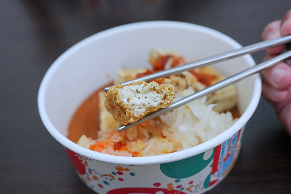【師大分部神之臭豆腐】 從幽靈餐車到實體店面！外酥內嫩兩次炸法、點餐流程與分店全攻略 @捲捲頭 ♡ 品味生活