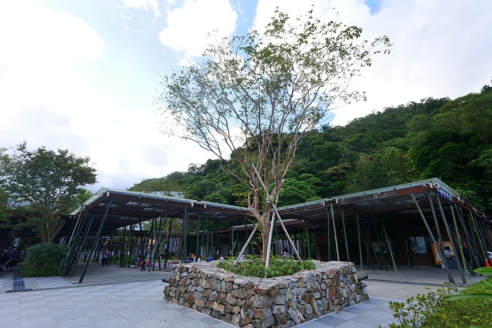 【礁溪五峰旗溫泉泡腳池】 全新免費開放！洗腳區與設施介紹、營業時間避坑指南 @捲捲頭 ♡ 品味生活