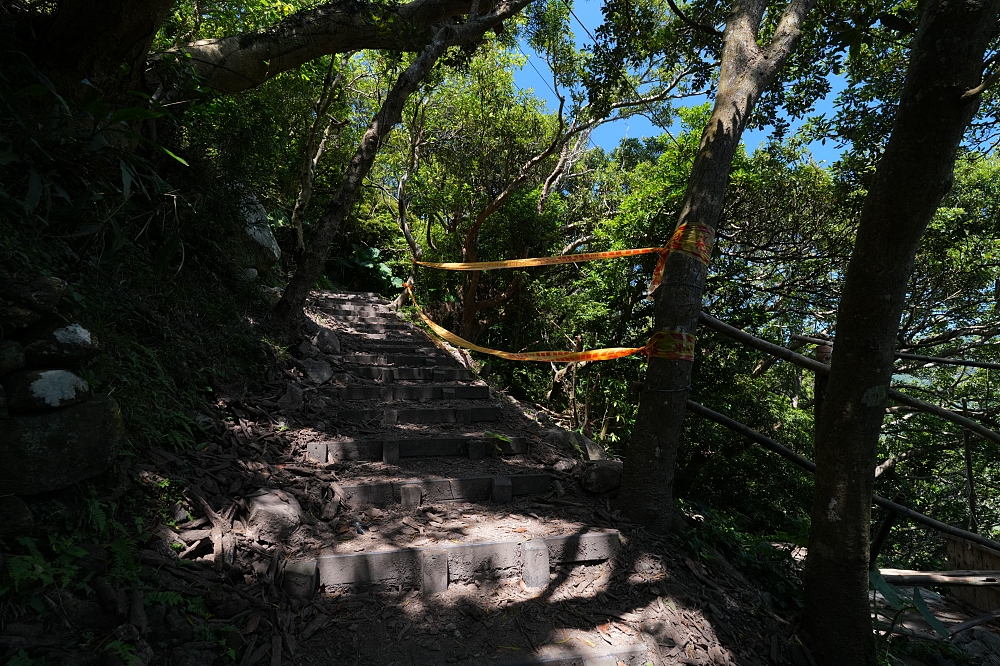 【牛港稜步道】觀音山隱藏版大景,直擊台北港與淡江大橋絕美海景 @捲捲頭 ♡ 品味生活 【牛港稜步道】觀音山隱藏版大景,直擊台北港與淡江大橋絕美海景 @捲捲頭 ♡ 品味生活