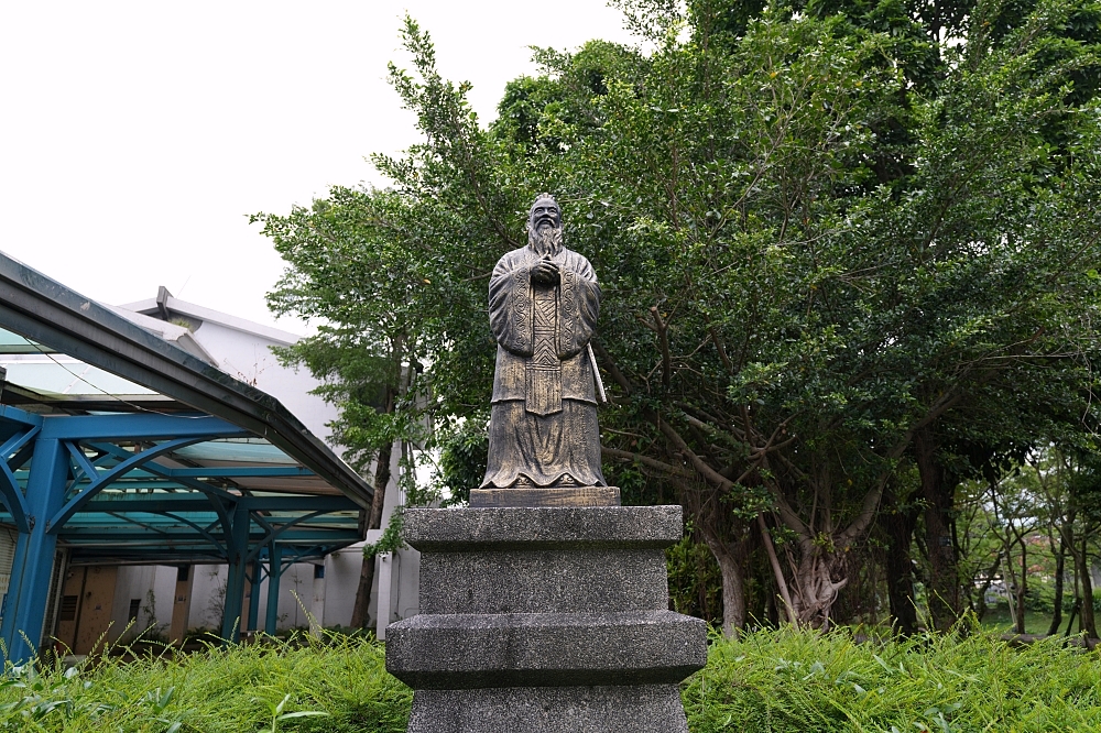 【五結水岸花樹廊道】宜蘭五結私房景點,舊河道大變身!雙向自行車道、秋日悠閒散步全攻略 @捲捲頭 ♡ 品味生活 【五結水岸花樹廊道】宜蘭五結私房景點,舊河道大變身!雙向自行車道、秋日悠閒散步全攻略 @捲捲頭 ♡ 品味生活