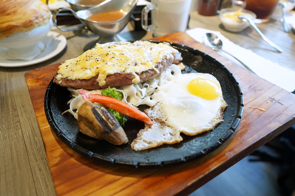 【天牛私廚牛排】爆汁原肉配新品炙燒特製乳酪，鹹甜濃郁太邪惡！ @捲捲頭 ♡ 品味生活