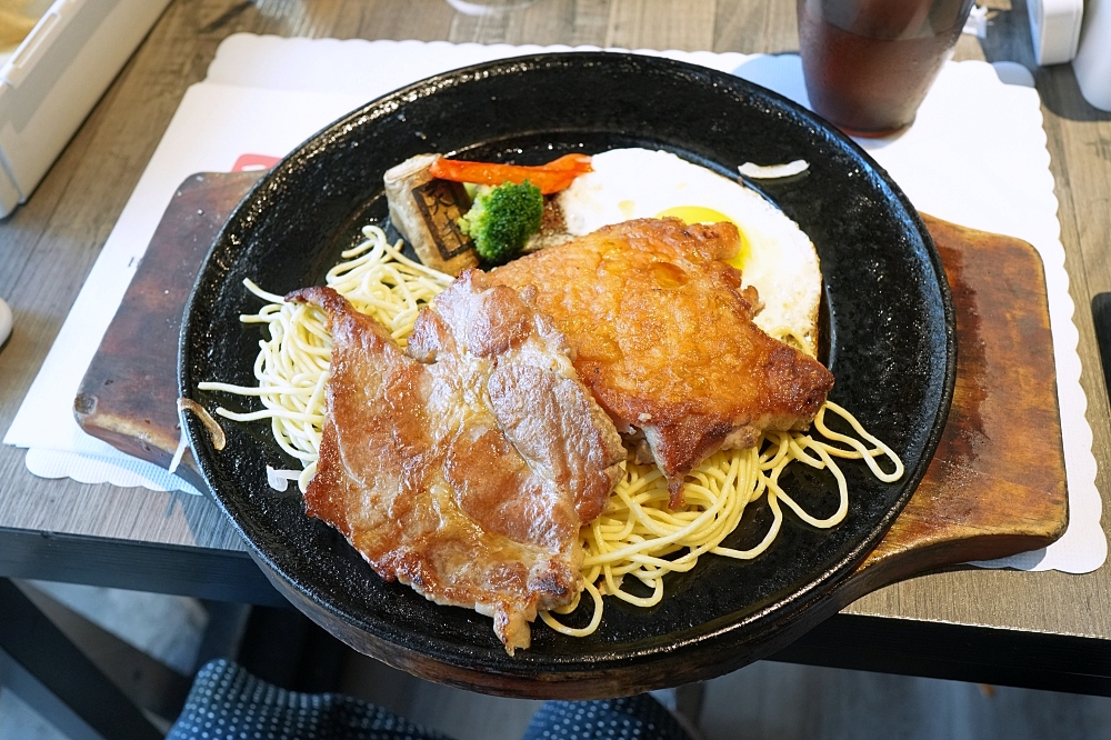 【天牛私廚牛排】爆汁原肉配新品炙燒特製乳酪，鹹甜濃郁太邪惡！ @捲捲頭 ♡ 品味生活
