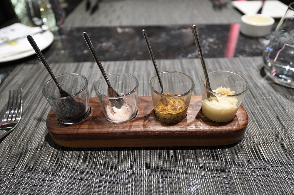 【圓山飯店牛排館】網評4.4星，乾濕式熟成牛排與超有誠意半自助輕食吧 @捲捲頭 ♡ 品味生活