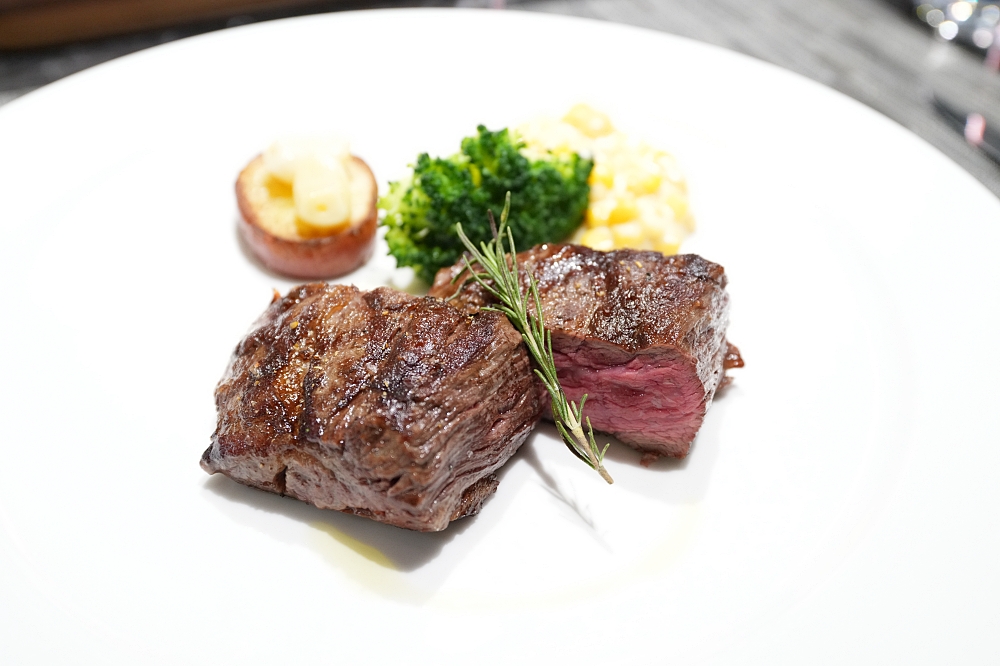 【圓山飯店牛排館】網評4.4星，乾濕式熟成牛排與超有誠意半自助輕食吧 @捲捲頭 ♡ 品味生活
