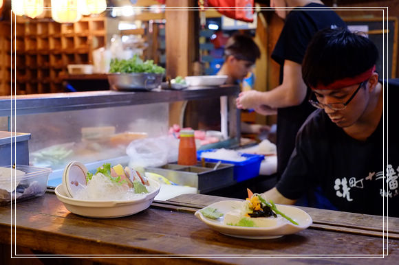 ＜台中餐廳＞港町十三番地（雙十店）。大口大口啖美食！ @捲捲頭 ♡ 品味生活