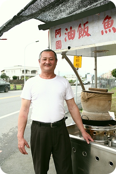 宜蘭阿國油飯魚丸湯，純手工快閃美食，一天只營業3小時的在地的樸實味！ @捲捲頭 ♡ 品味生活