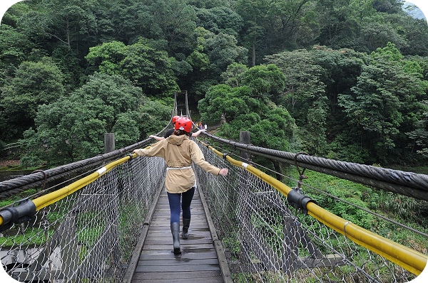 南投武界，摩摩納爾野溪瀑布探險之旅，雲的故鄉需跋山涉水才能到的隱世仙境～ @捲捲頭 ♡ 品味生活