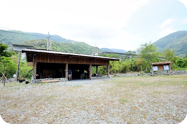 瓏山林館外行程。小小獵人體驗：竹筒飯DIY，射箭，設陷阱，原住民餐，東岳湧泉 @捲捲頭 ♡ 品味生活