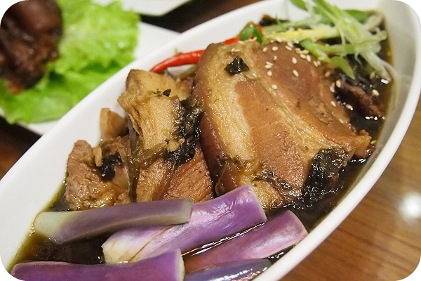 【團購美食】愛買食堂。十道好吃的幸福料哩，上菜嘞！ @捲捲頭 ♡ 品味生活