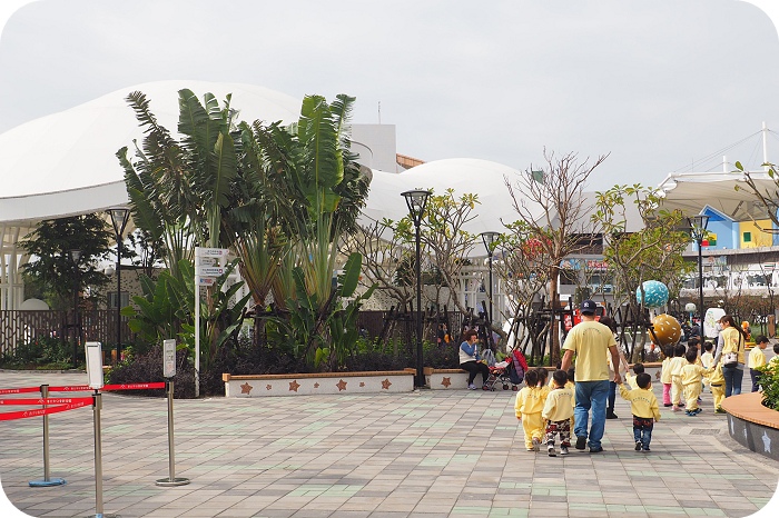 台北兒童新樂園一日遊，小孩們放電了！！兒童新樂園全攻略：門票、交通、一日票必玩設施推薦～ @捲捲頭 ♡ 品味生活