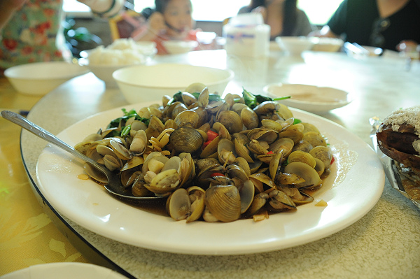 餵乳牛，摸蛤仔，七星潭賞海景。還有東大門找美食再衝月盧梅子雞，晚上與幾米相擁入睡。保證精彩又好玩！ @捲捲頭 ♡ 品味生活