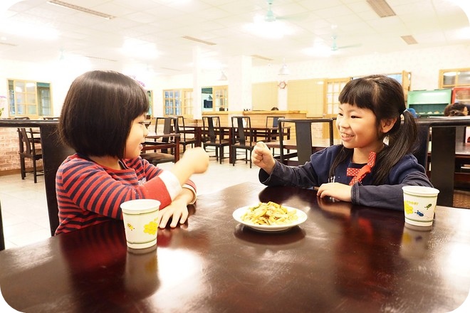 【冬山牛肉麵】菜市場樓上吃麵&#127860;春不老驛站牛肉麵 @捲捲頭 ♡ 品味生活