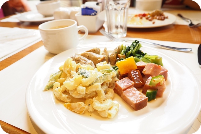 花蓮福容飯店，海景第一排泳池，花蓮親子住宿推薦 @捲捲頭 ♡ 品味生活