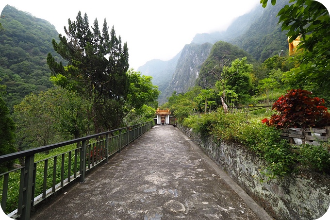 花蓮【太魯閣景點】2024太魯閣一日遊，九曲洞,燕子口,印地安酋長岩,白楊步道還有最新布洛灣山月吊橋～ @捲捲頭 ♡ 品味生活