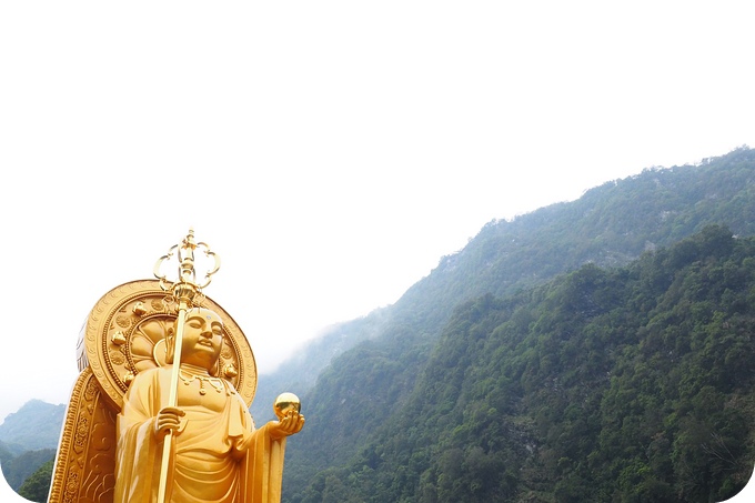 花蓮【太魯閣景點】2024太魯閣一日遊，九曲洞,燕子口,印地安酋長岩,白楊步道還有最新布洛灣山月吊橋～ @捲捲頭 ♡ 品味生活