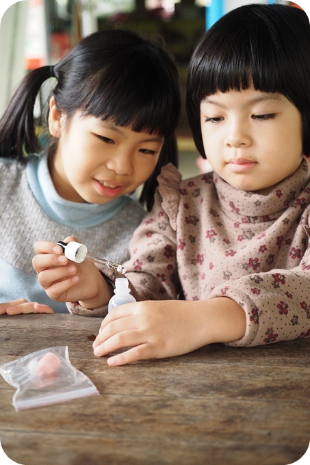 ▋宜蘭景點 ▋花泉有機休閒農場。好玩的跳跳池‼能撈魚，摸蜆，捉小蝦做生態瓶，還有超沁涼的湧泉上盪鞦韆！ @捲捲頭 ♡ 品味生活