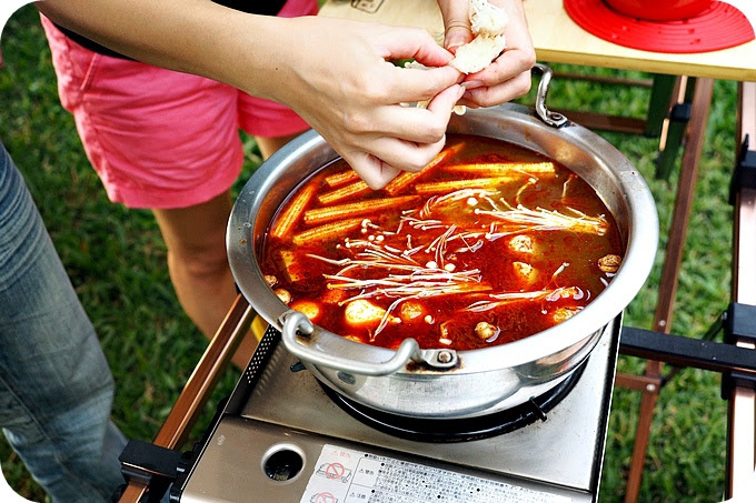 【露營好物】林柏好食袋。五種用私家料理做成的鍋底，讓妳五分鐘就能開伙上桌。 @捲捲頭 ♡ 品味生活