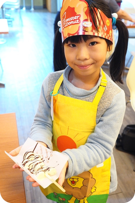 【甜甜圈DIY】 FashionBaby Taiwan✖Mister Donut DIY???聯名合作小小烘焙師。 @捲捲頭 ♡ 品味生活