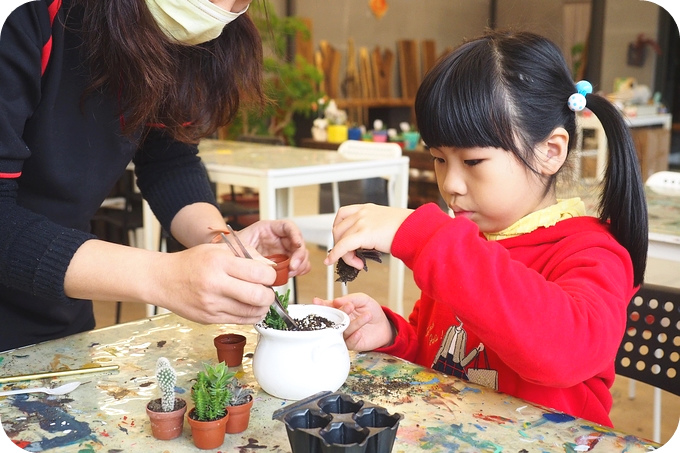 【宜蘭親子景點】玫瑰花、櫻花百花齊放＋升級版的療癒系多肉植物 DIY，慢活在惠欣綠花園！！！ @捲捲頭 ♡ 品味生活