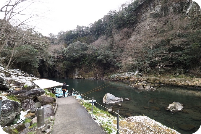 【南九州景點】高千穗峽，走進仙境峽谷，還能在瀑布旁划船～ @捲捲頭 ♡ 品味生活