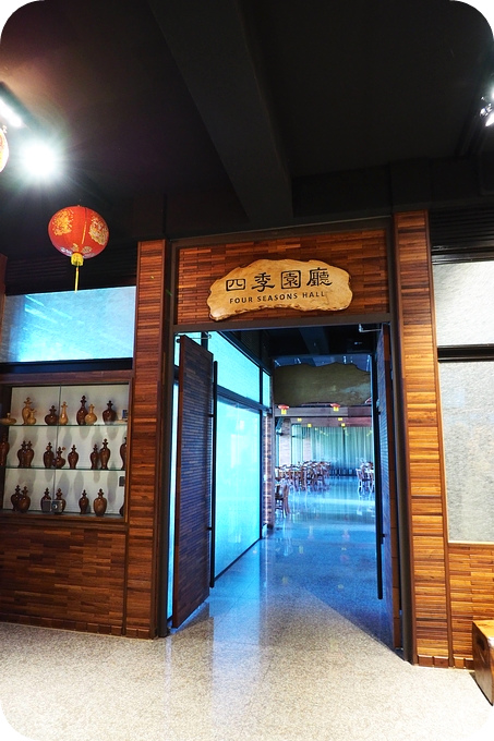 山多利大飯店，附兒童戲水池、泡腳區、遊戲室，還有道地的台灣經典合菜，食材新鮮，道道好吃！ @捲捲頭 ♡ 品味生活