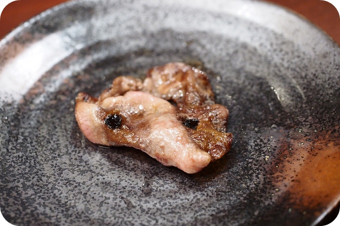 【宜蘭美食】原田屋燒烤鍋物。厚切牛排超呀米！肉質優，海鮮直送，無煙燒烤鍋物吃到飽！ @捲捲頭 ♡ 品味生活