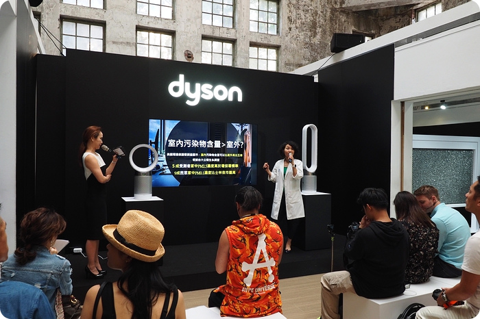 對抗空污，還你在家大口呼吸的權利。Dyson Pure Cool™ 智慧空氣清淨機。 @捲捲頭 ♡ 品味生活