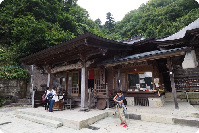 ▋日本山形 ▋千階登頂斬煩念，心經抄寫淨塵台。日本山形能量之旅，寶珠山立石寺 @捲捲頭 ♡ 品味生活