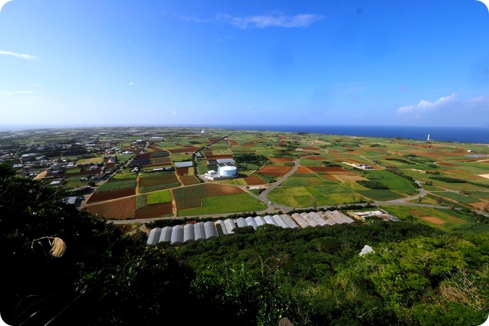 ▋沖繩伊江島 ▋日本沖繩跳島旅行，伊呀撒撒！最近的離島，上山下海種田捕魚全包的沖繩伊江島 （上集）：地理環境與人情味 @捲捲頭 ♡ 品味生活