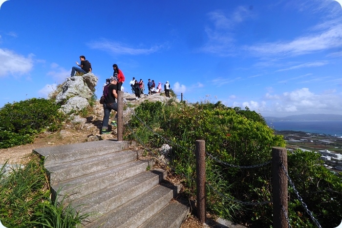 ▋沖繩伊江島 ▋日本沖繩跳島旅行，伊呀撒撒！最近的離島，上山下海種田捕魚全包的沖繩伊江島 （上集）：地理環境與人情味 @捲捲頭 ♡ 品味生活