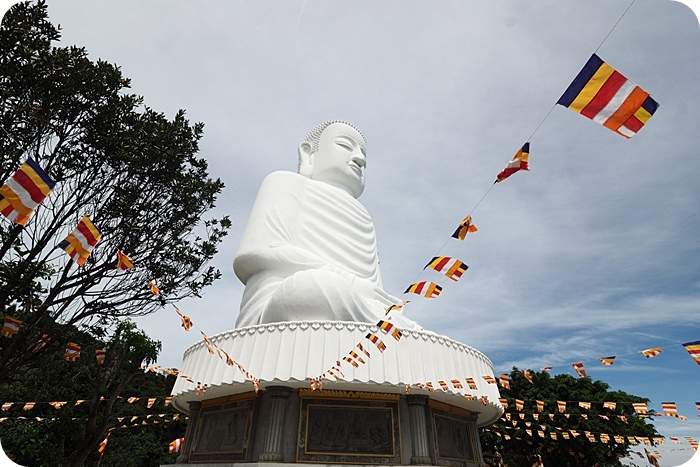 ▋中越 峴港 ▋巴拿山走黃金佛手橋玩樂園，美溪海灘踏浪，再賞龍橋燈光秀！中越峴港會安五天四夜之旅（DAY 4） @捲捲頭 ♡ 品味生活