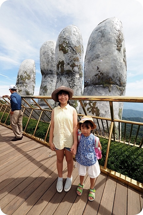 ▋中越 峴港 ▋巴拿山走黃金佛手橋玩樂園，美溪海灘踏浪，再賞龍橋燈光秀！中越峴港會安五天四夜之旅（DAY 4） @捲捲頭 ♡ 品味生活