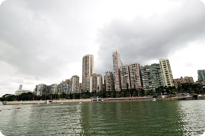 澳門大潭山公園，來點少見的澳門親子行程，免費景點大潭山公園滑草，還有便宜又好玩南灣湖划船！ @捲捲頭 ♡ 品味生活