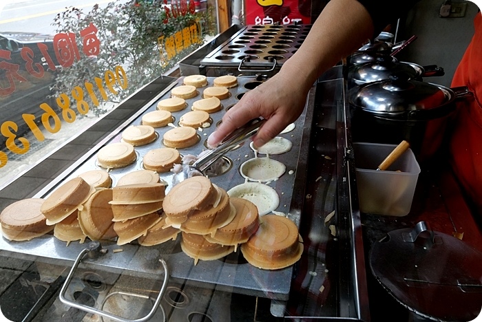 蘇澳【車鈦吉特製日式紅豆餅】二小時就完售，超大超厚實，在地私藏好口味 ! @捲捲頭 ♡ 品味生活